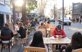 ABRIERON LOS BARES Y RESTAURANTES